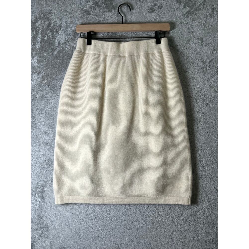 Vintage Ivory Lambswool Angora Beaded Ribbed Knit Sweater Skirt Set Quiet Luxury - Picture 10 of 13